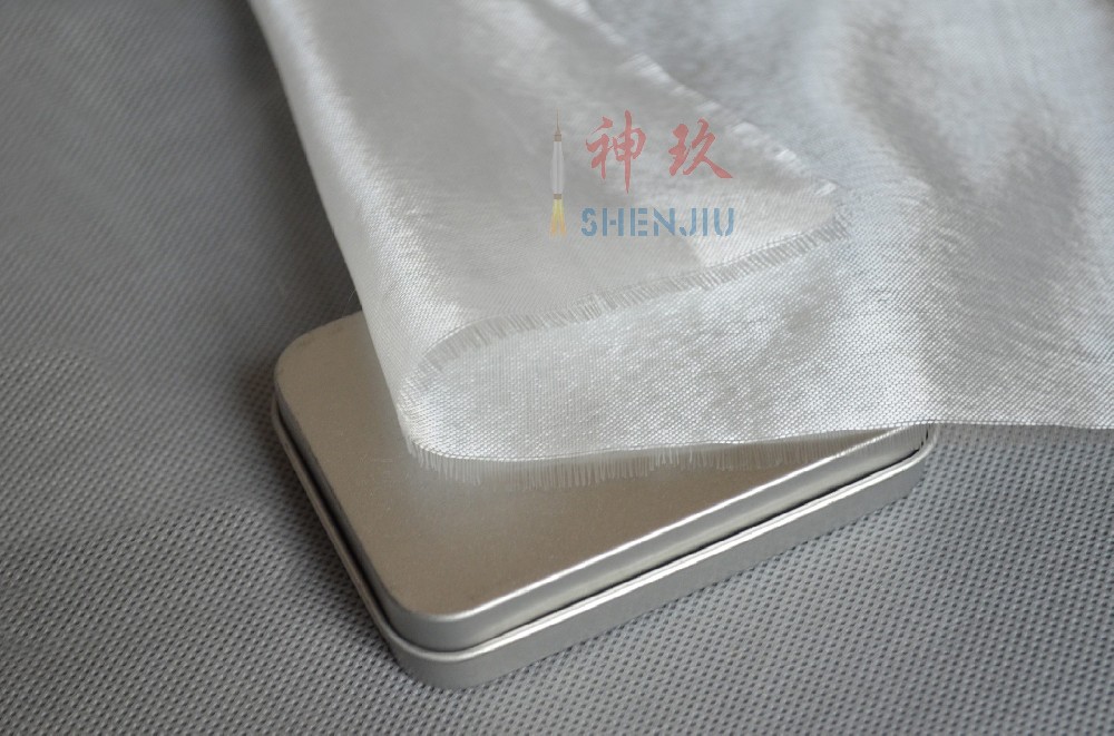 石英纖維和玻璃纖維有什么不同？